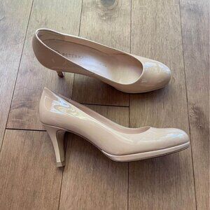 Peter Kaiser stiletto nude leather Heels closed toe size 6